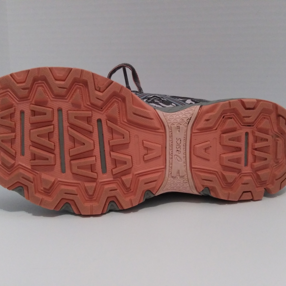 Asics - Picture 4 of 8